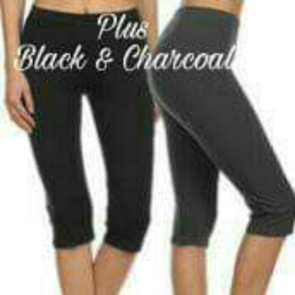 Solid Plus Capri Leggings